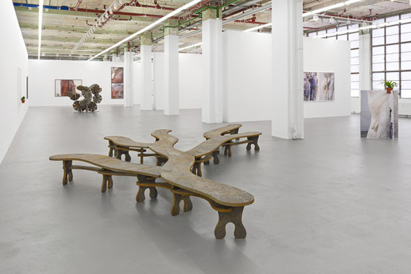 Ernesto Neto, notes, stones and dots, installation view; courtesy of Galerie Max Hetzler