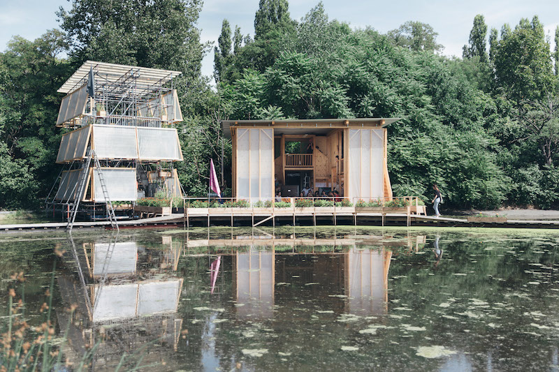 Built temporary structures on a wetland near templehof field as site for Floating University